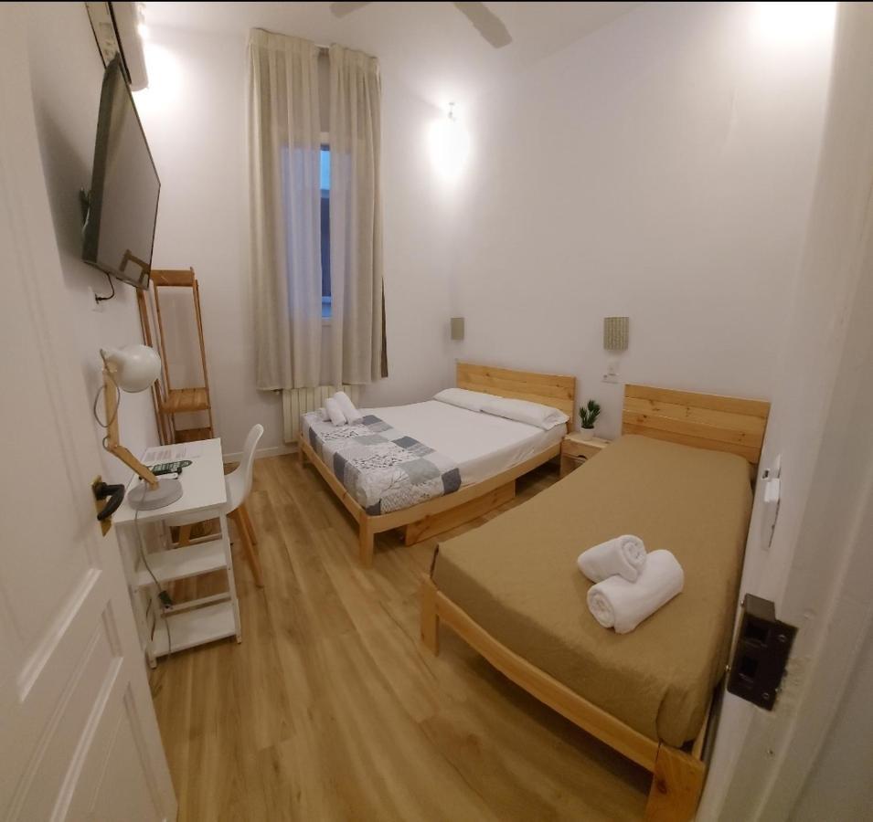 Hostal Andrea Sol Madrid Exterior foto